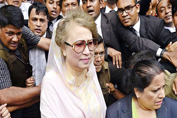 খালেদার বিরুদ্ধে তিন বিদেশি কর্মকর্তাকে সাক্ষ্য দিতে অনুমতি
